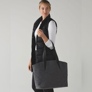 Lululemon All Day Tote Heathered Dark Grey/ Black
